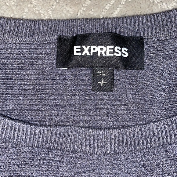 Express Top - Picture 2 of 2